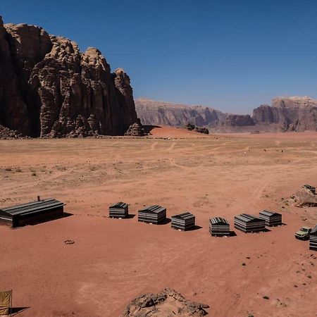 Hotel Arabian Nights Wadi Rum Exterior foto